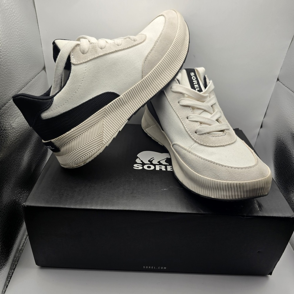 Sorel Out N About III Low Canvas Sneakers Women's Size 9.5 White Black NL5110